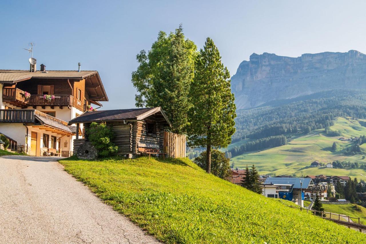 Garni Juri Bed & Breakfast Ла Виля Екстериор снимка